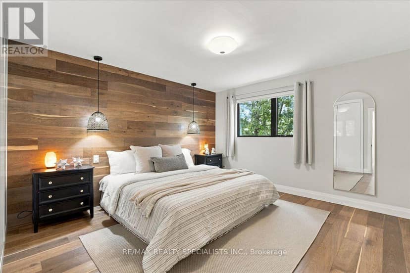 1131 Highgate Place — photo 22 of 40
