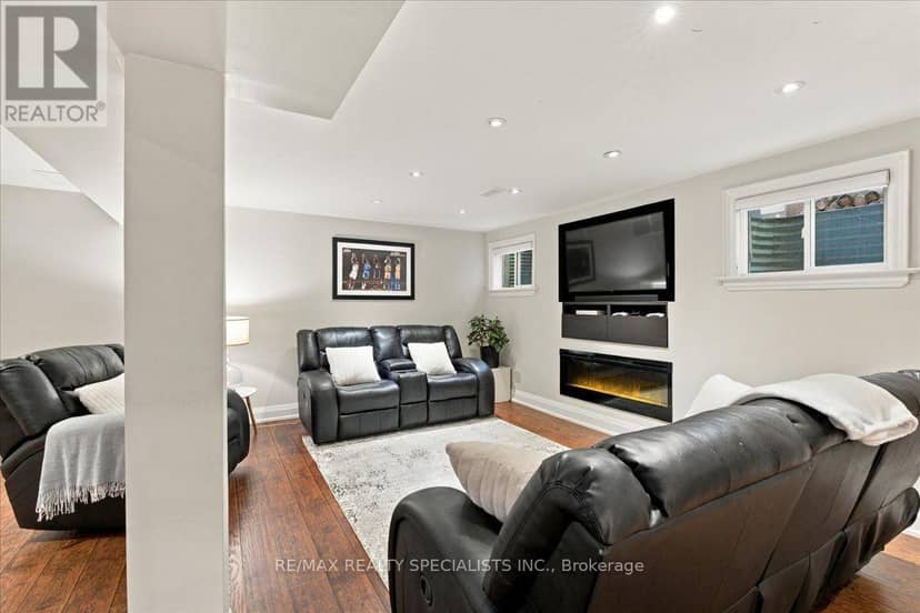 1131 Highgate Place — photo 34 of 40