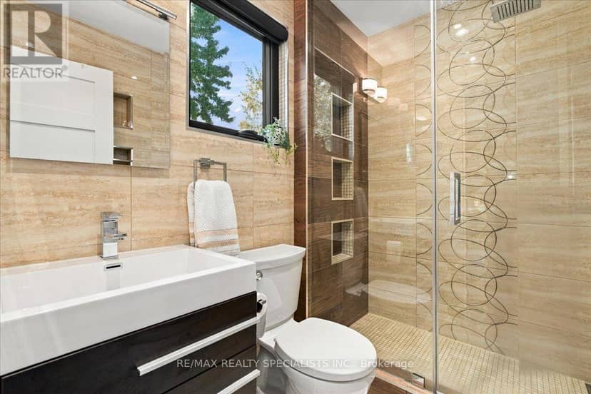 1131 Highgate Place — photo 24 of 40