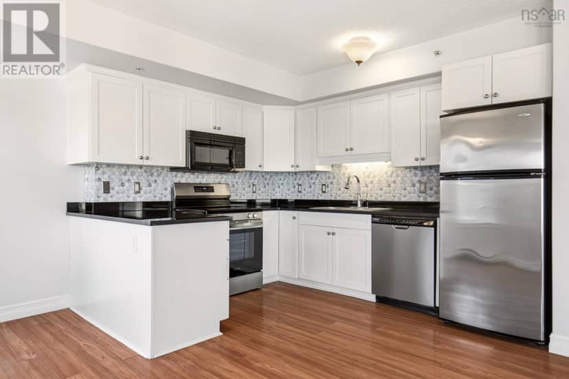 601 5505 Falkland Street — photo 14 of 40