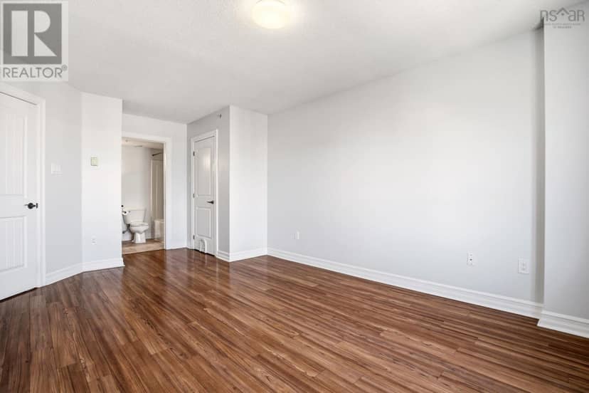 601 5505 Falkland Street — photo 34 of 40