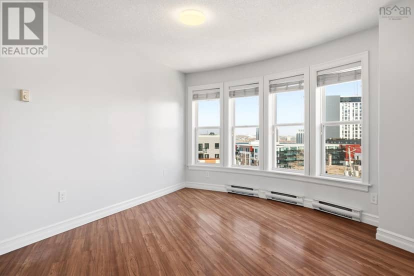 601 5505 Falkland Street — photo 30 of 40