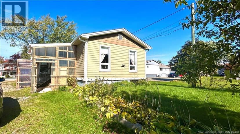 676 st-pierre o Boulevard, Caraquet, photo 8