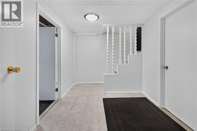 19 WELBOURN Drive — photo 23 of 38