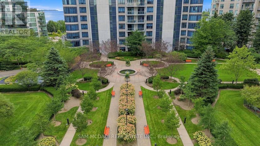 103 - 2087 Lake Shore Boulevard W — photo 4 of 39