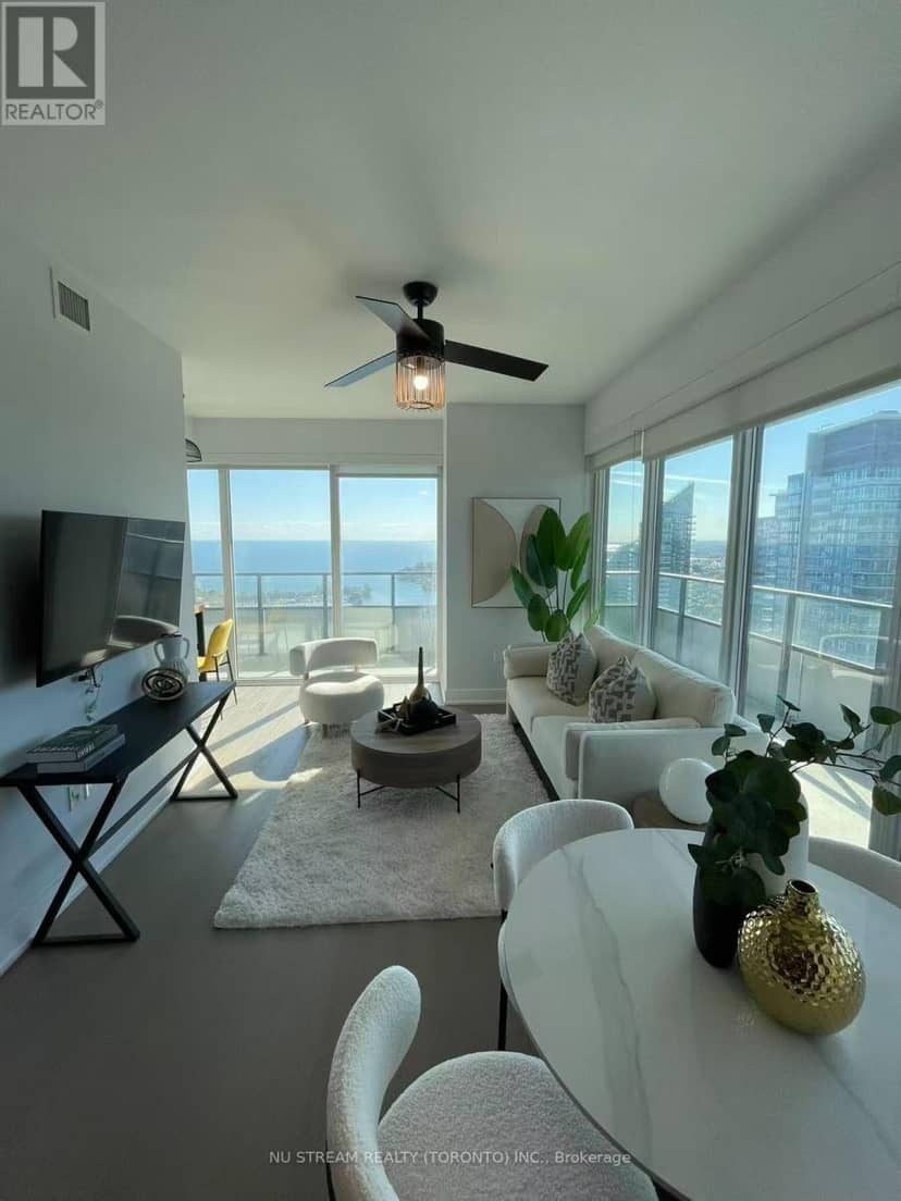 3721 - 30 Shore Breeze Drive — photo 4 of 32