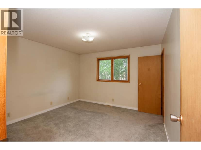 9616 227 Road, Dawson Creek, photo 8