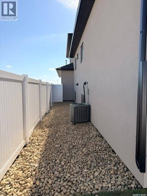 2543 Rosewood DRIVE — photo 37 of 40