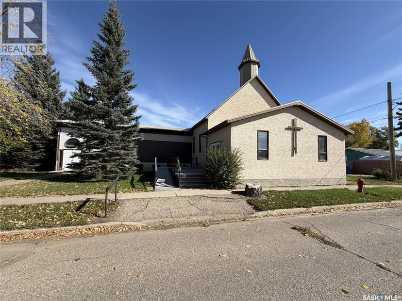 200 McRorie AVENUE, Avonlea