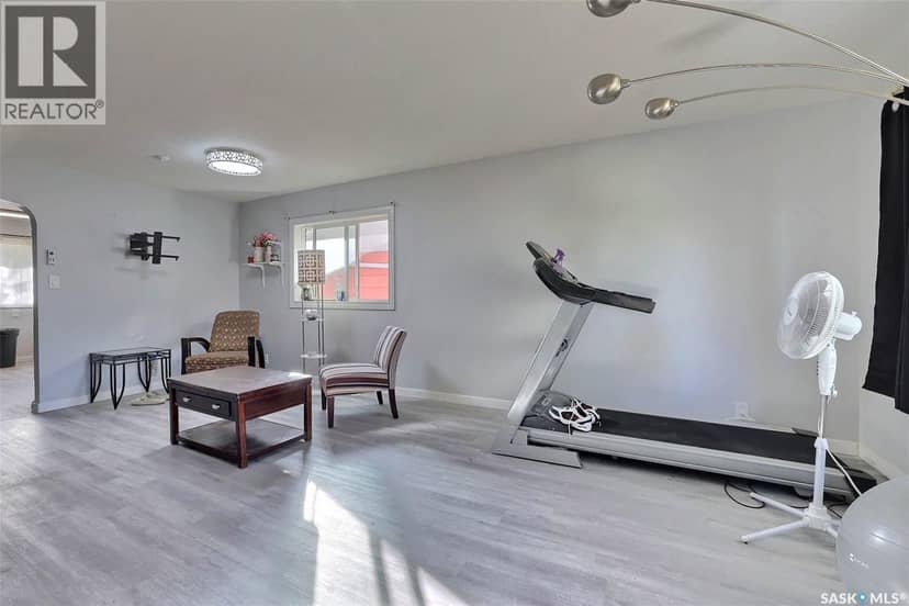 1021 Campbell STREET, Regina, photo 2