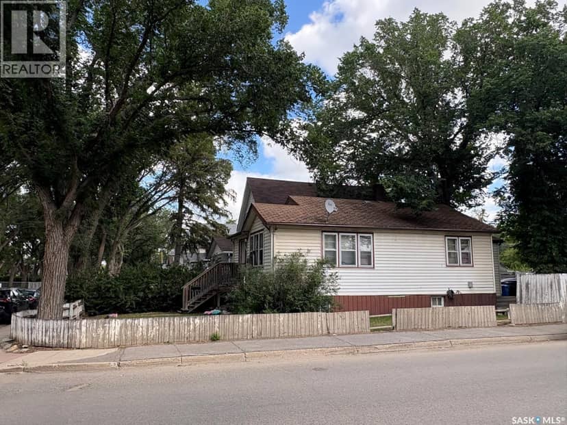 1579 Athol STREET, Regina, photo 2