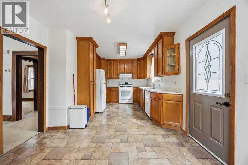 224 Shepherd Street — photo 24 of 36