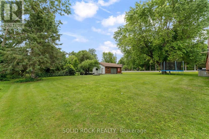 708 McKenzie Avenue — photo 37 of 40