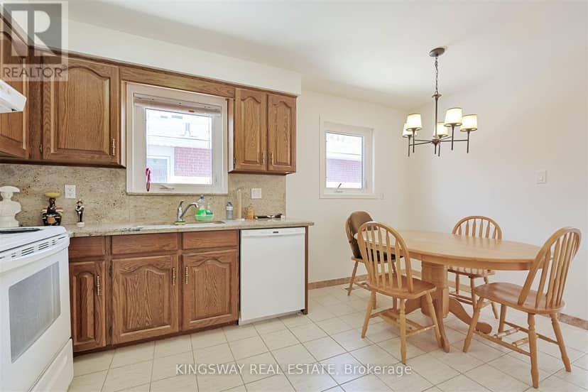 184 Edmonton Drive, Toronto, photo 4