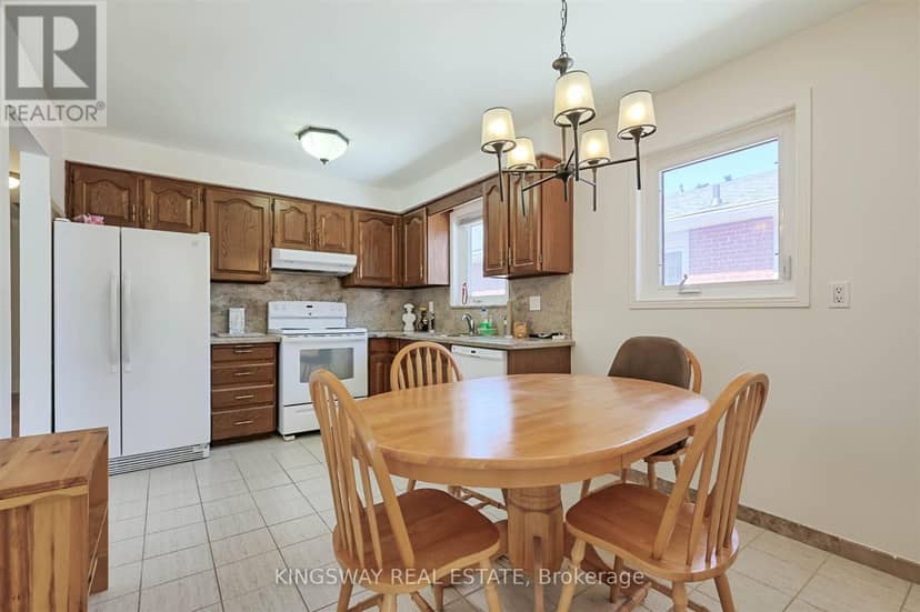 184 Edmonton Drive, Toronto, photo 5