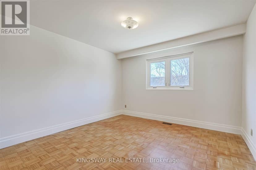 184 Edmonton Drive, Toronto, photo 6