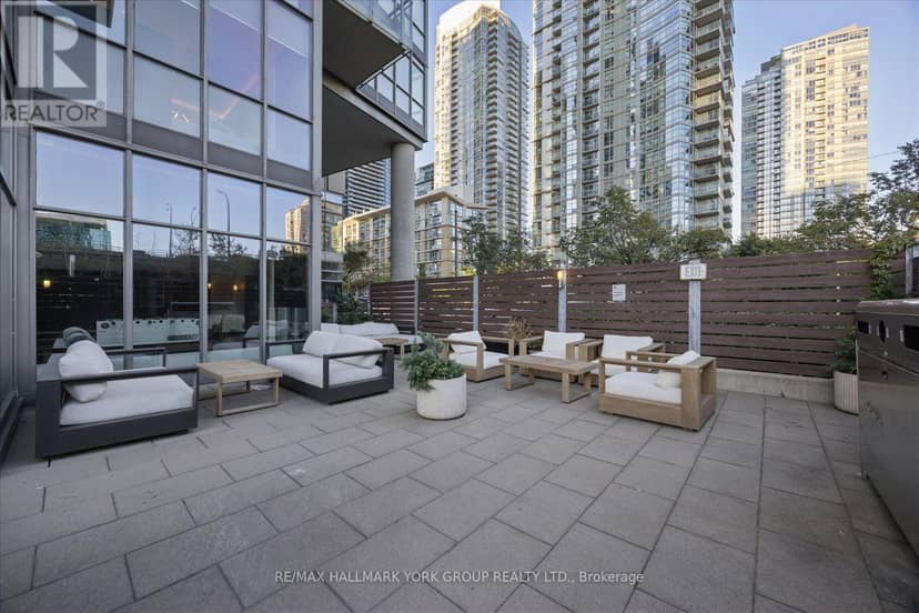 1612 - 11 Brunel Court — photo 31 of 33