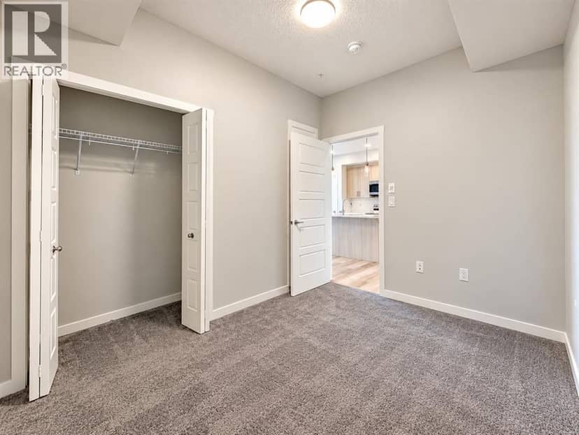 411, 40 Carrington Plaza NW, Calgary, photo 5