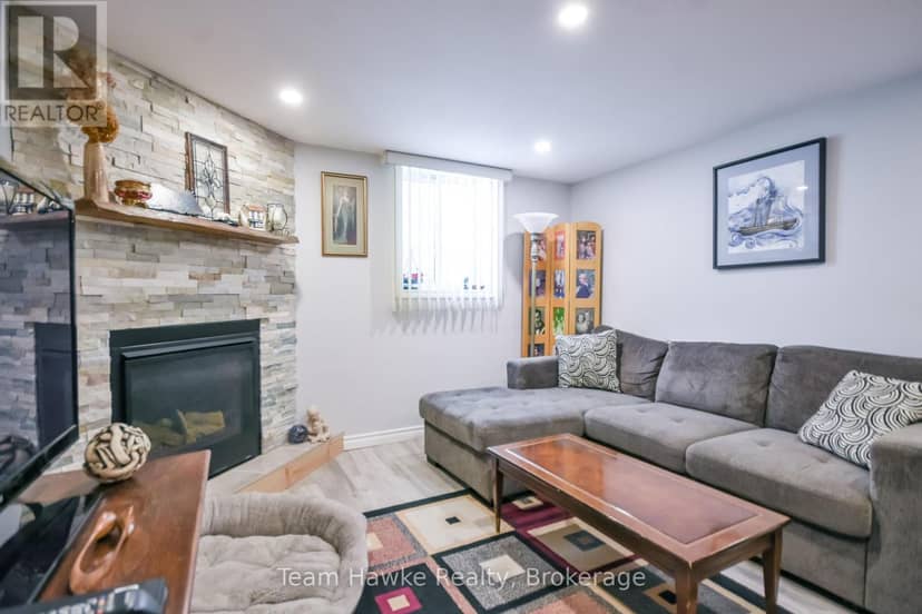 71 Edward Street — photo 39 of 40