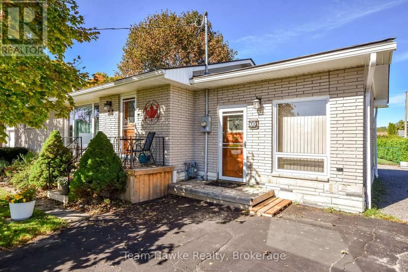 71 Edward Street — photo 5 of 40