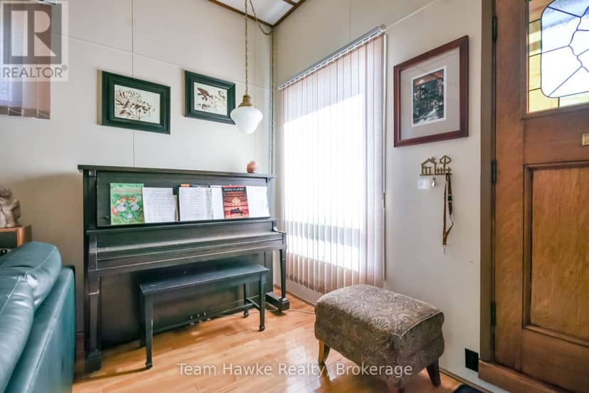 71 Edward Street — photo 7 of 40