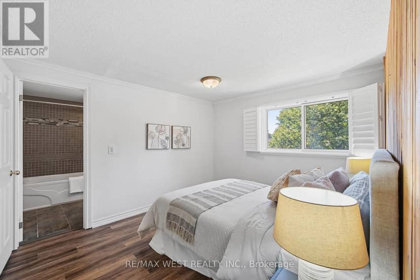 441 Paddington Crescent — photo 21 of 40