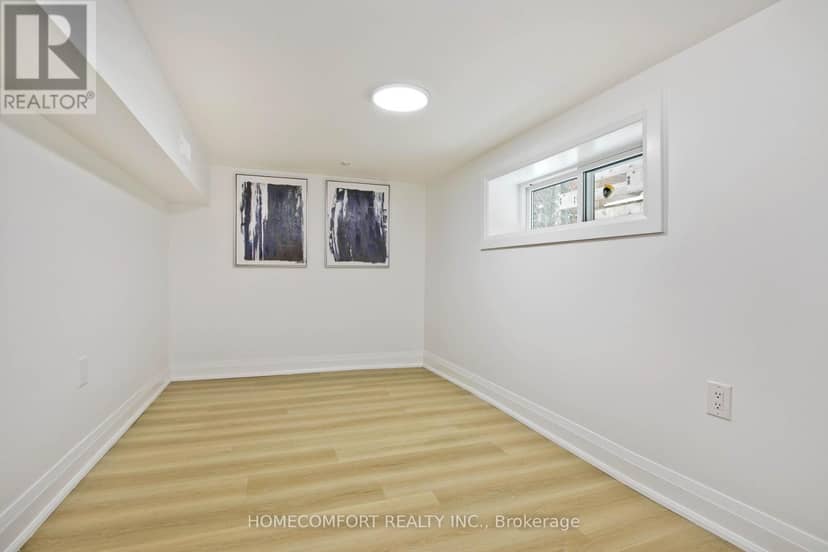 18 Connaught Avenue — photo 5 of 6