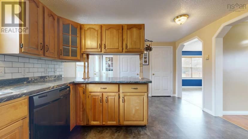2905 Highway 3 — photo 17 of 40