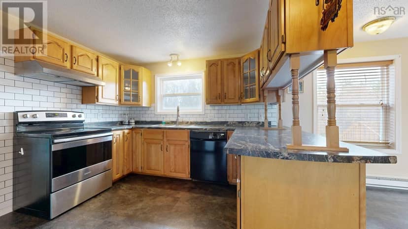 2905 Highway 3 — photo 15 of 40