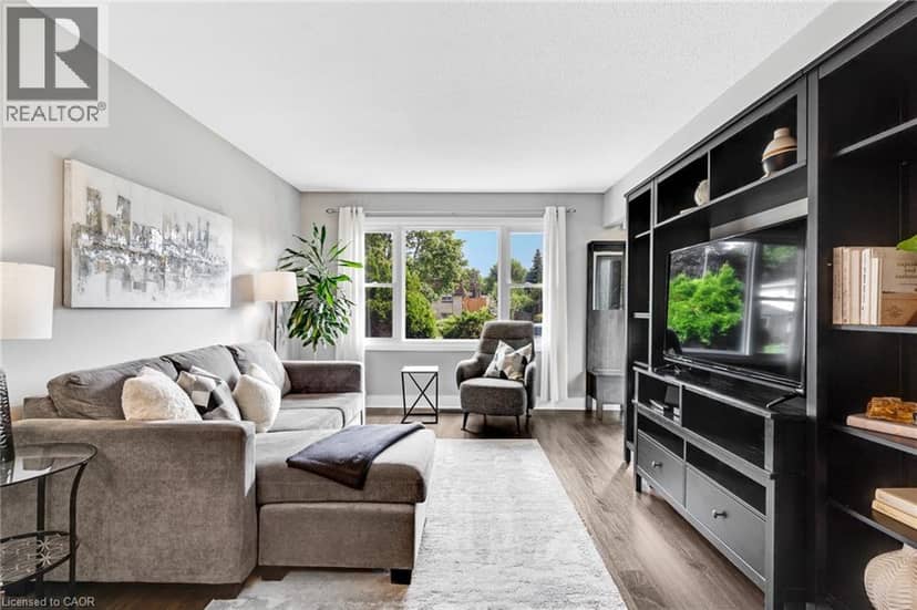 18 BISMARK Drive — photo 14 of 40