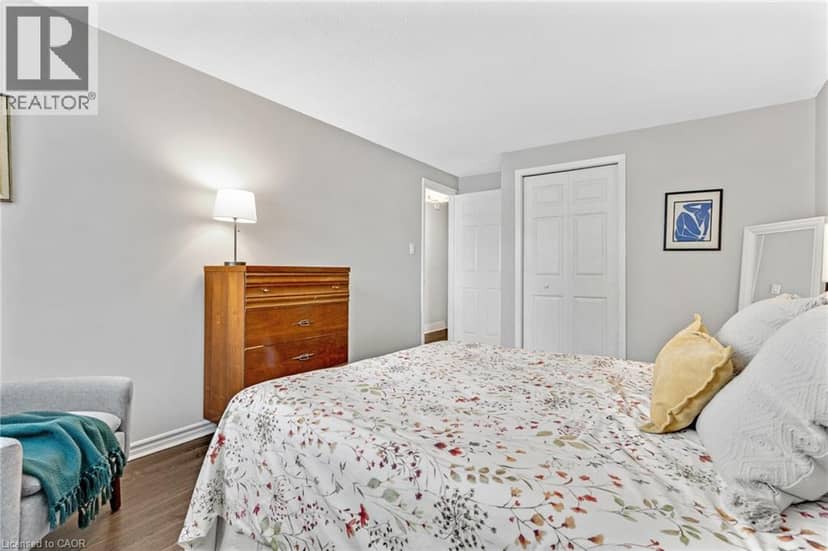 18 BISMARK Drive — photo 23 of 40