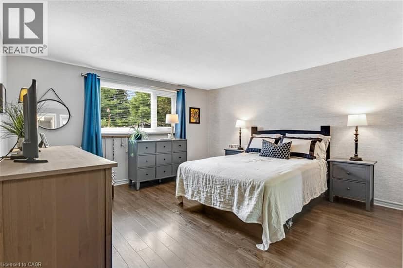 18 BISMARK Drive — photo 24 of 40