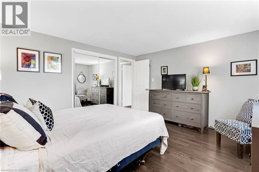 18 BISMARK Drive — photo 25 of 40