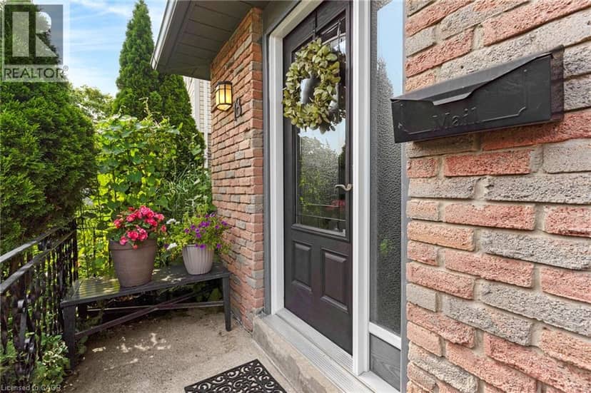 18 BISMARK Drive, Cambridge, photo 3