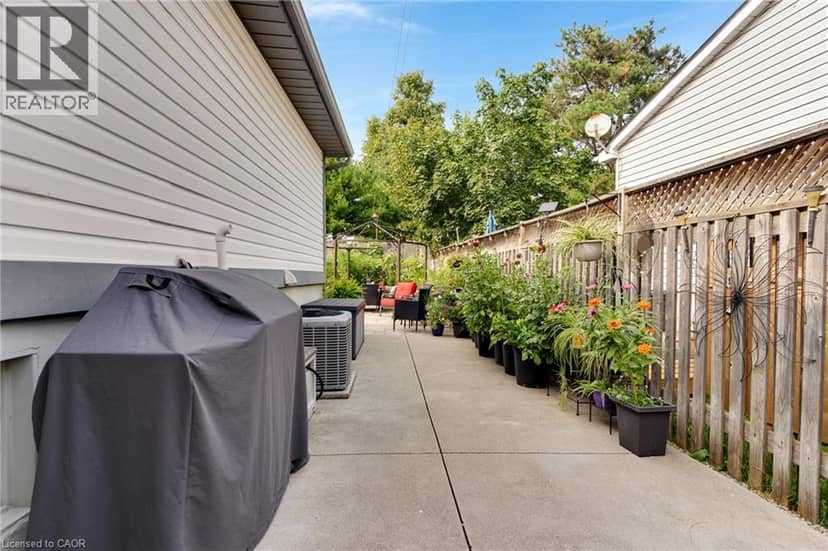 18 BISMARK Drive — photo 35 of 40