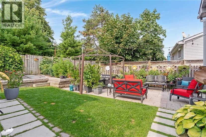 18 BISMARK Drive — photo 37 of 40