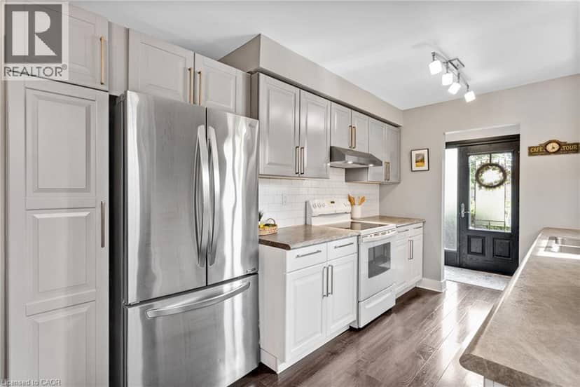18 BISMARK Drive, Cambridge, photo 6