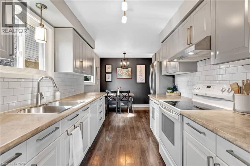 18 BISMARK Drive, Cambridge, photo 8
