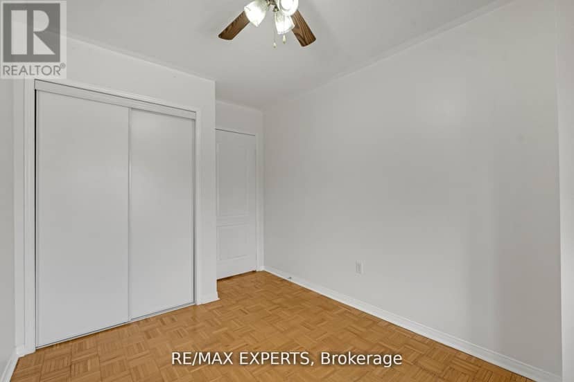 61 - 19 Foxchase Avenue — photo 26 of 35