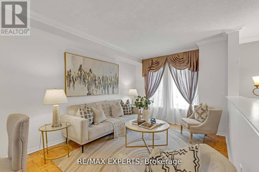 61 - 19 Foxchase Avenue, Vaughan, photo 6