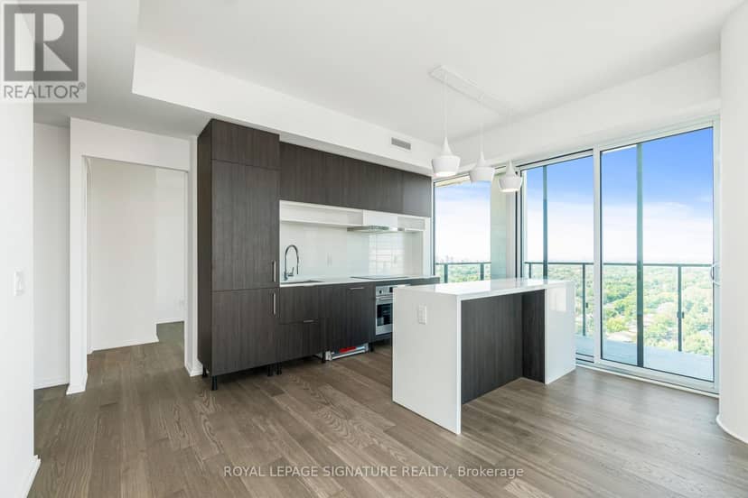 2811 - 5 Soudan Avenue — photo 6 of 26
