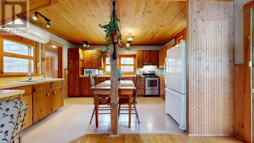 952 Port Latour Road — photo 12 of 40