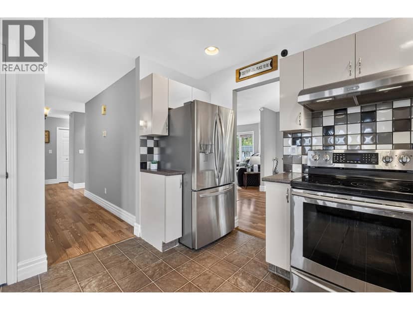 3777 Salloum Road, West Kelowna, photo 6