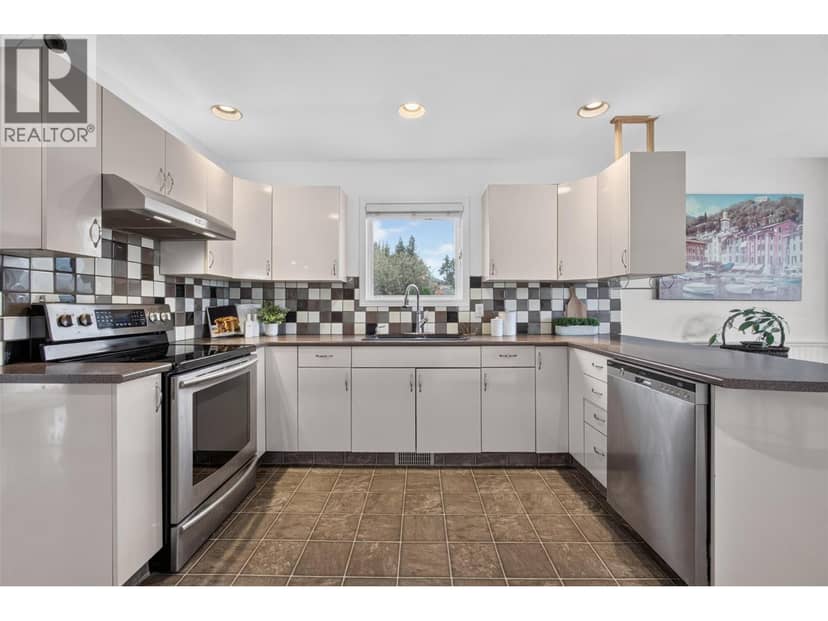 3777 Salloum Road, West Kelowna, photo 4