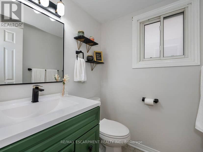 74 Maiden Lane — photo 22 of 40
