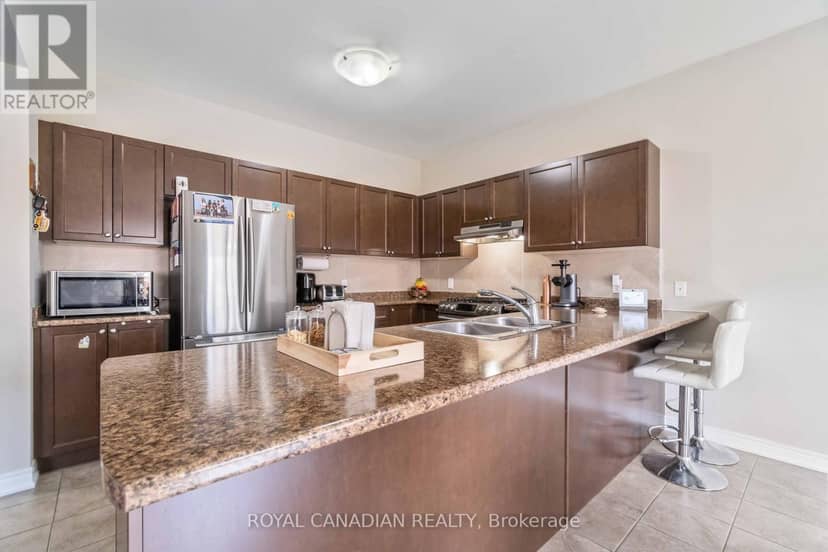 92 Bethune Avenue — photo 17 of 40