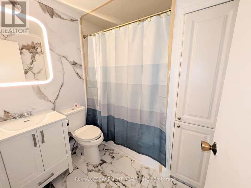 1 - 22 Riverdale Drive — photo 13 of 24