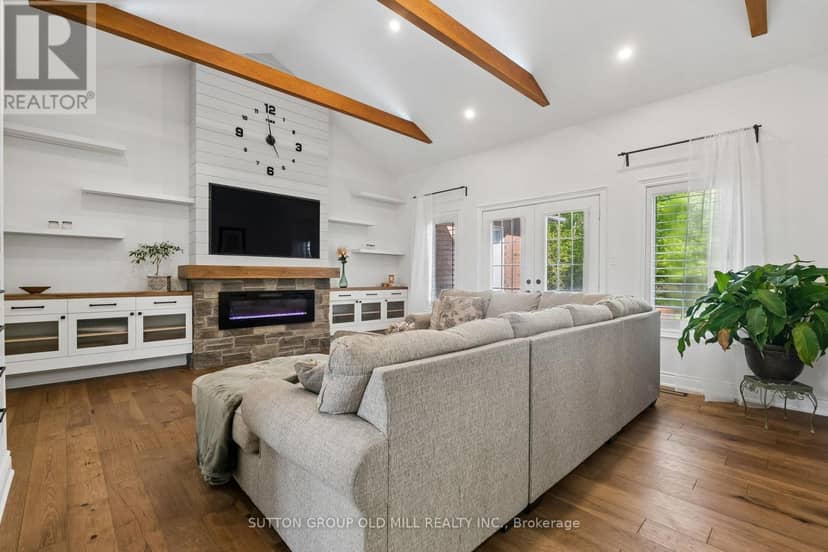 7 Rolling Meadow Drive — photo 14 of 40