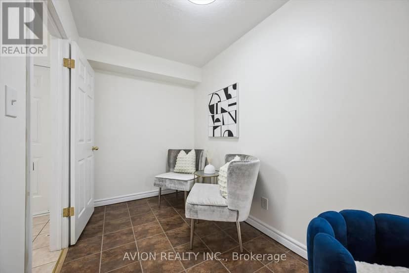 206 Buttercup Court — photo 9 of 40