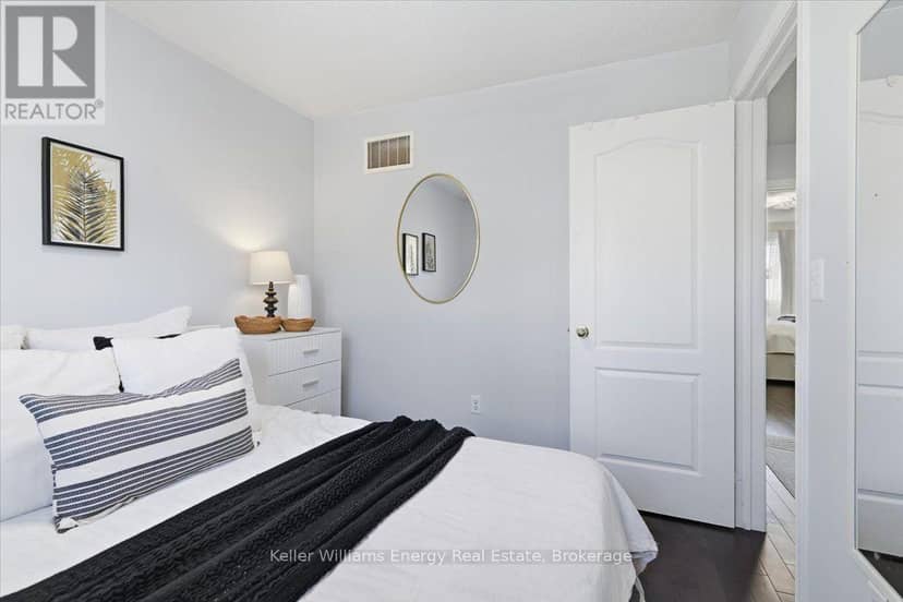 2464 Earl Grey Avenue — photo 20 of 28